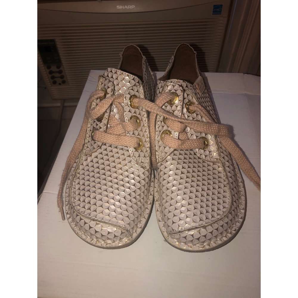 Clark’s shoes